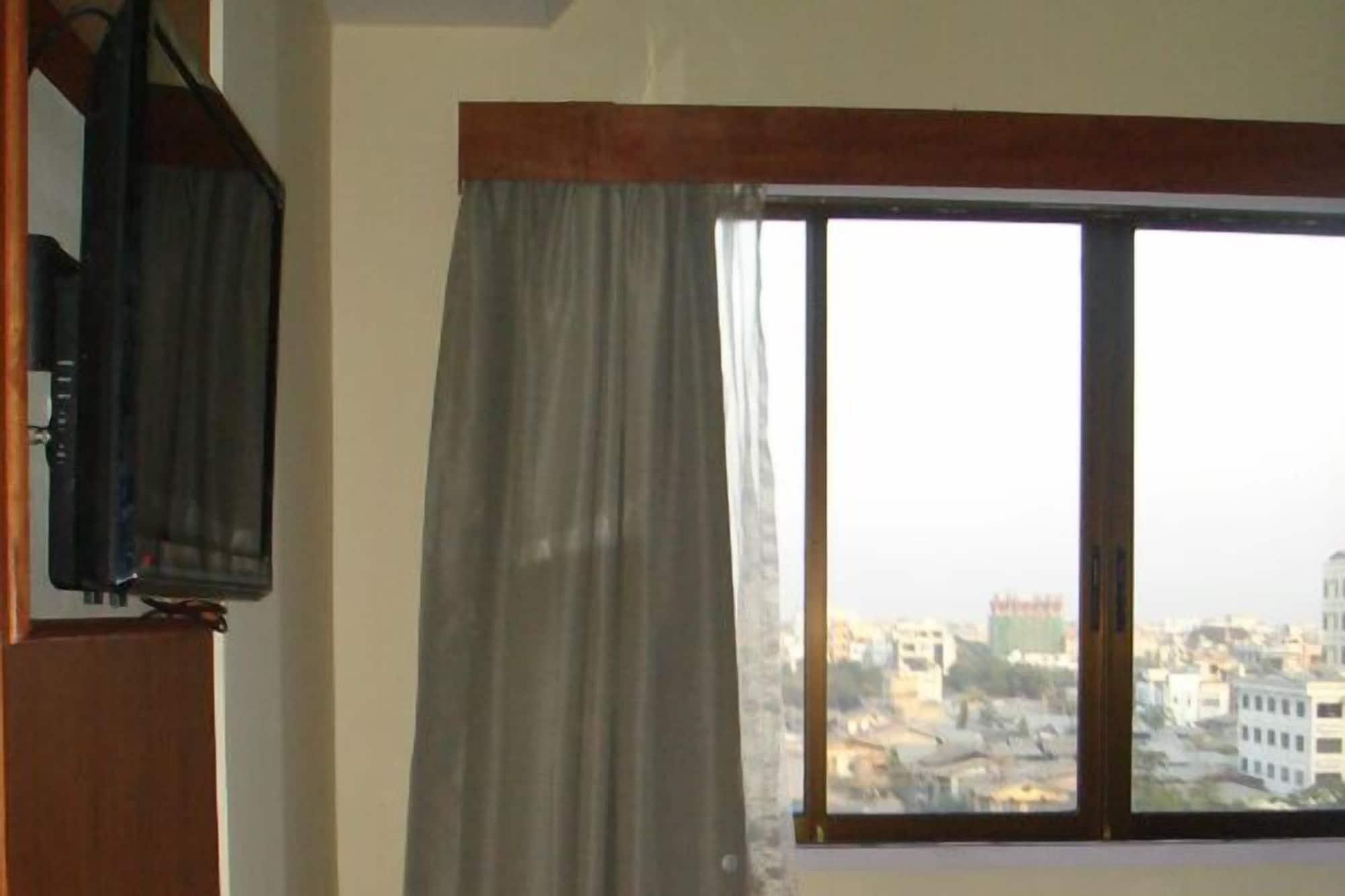 Oway Grand Hotel Mandalaj Zewnętrze zdjęcie
