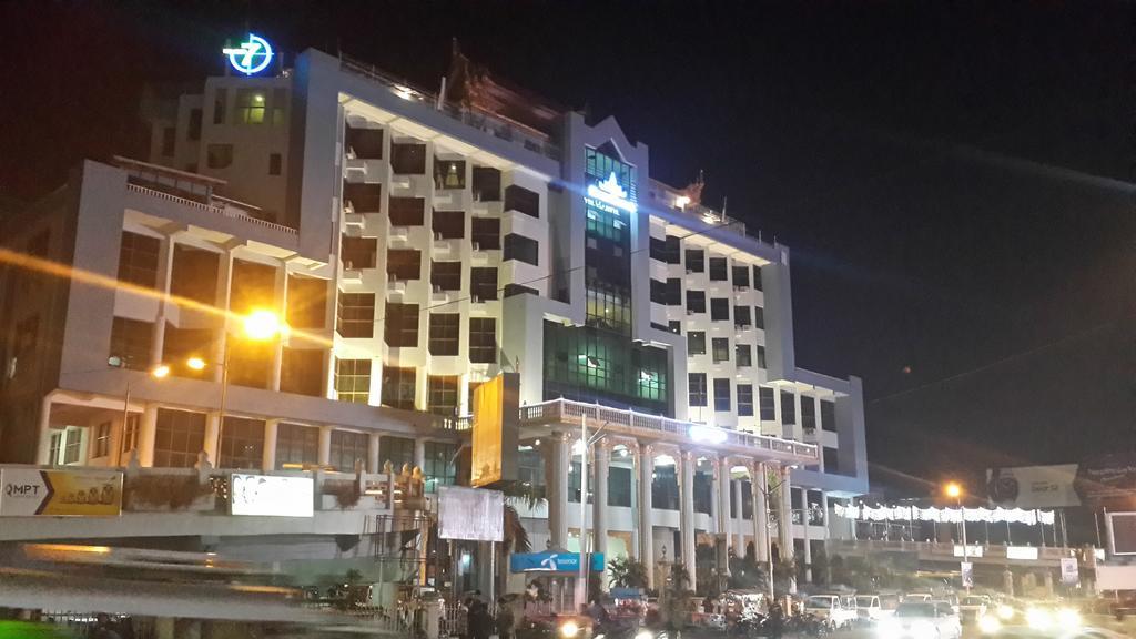 Oway Grand Hotel Mandalaj Zewnętrze zdjęcie